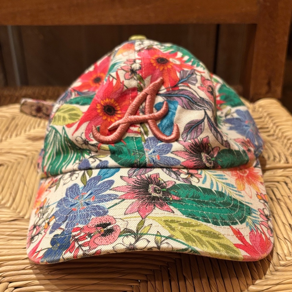 Atlanta Braves Floral Cap with Embroidered Logo